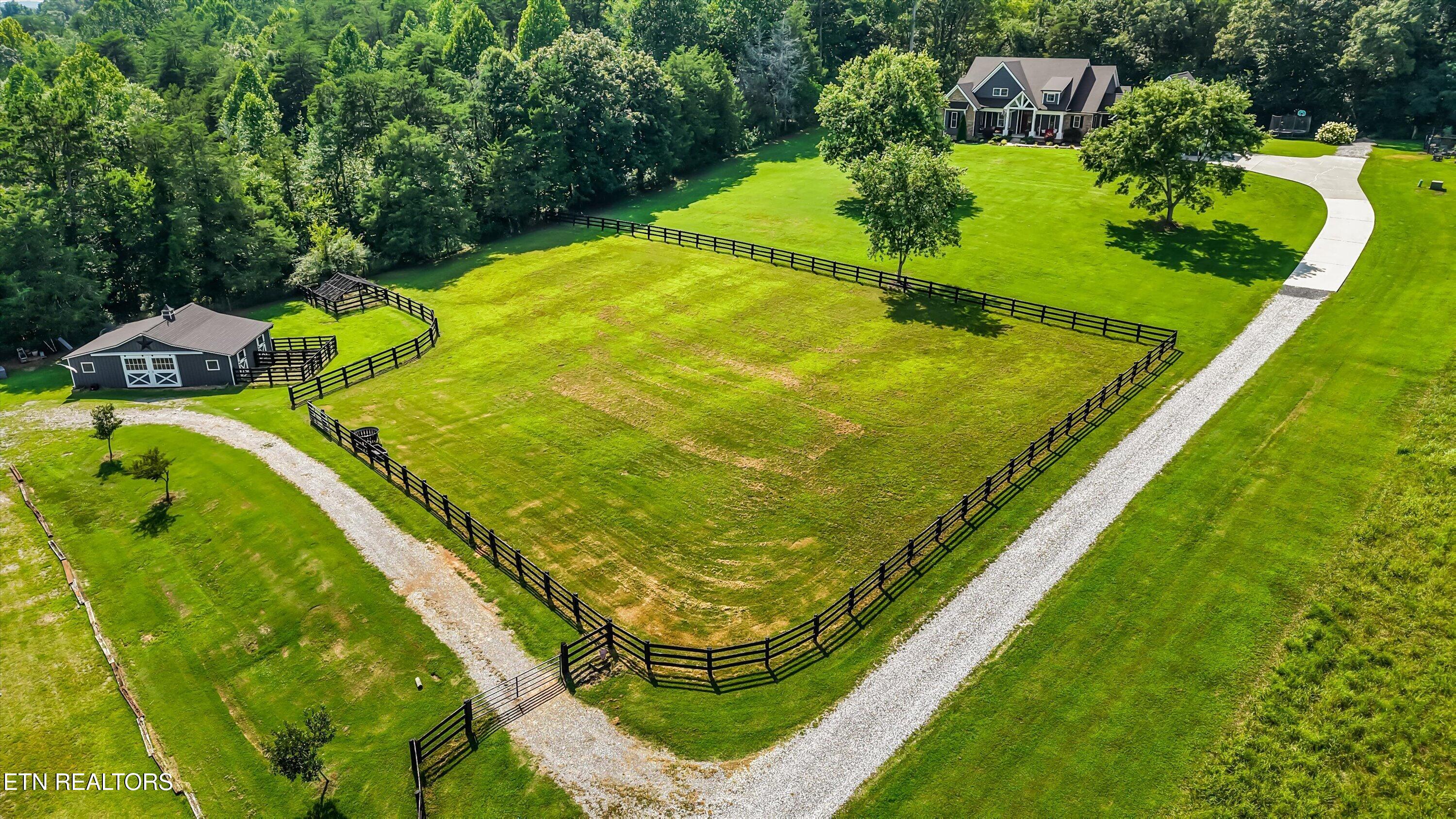 7876 Hines Valley Road Lenoir City TN 37771