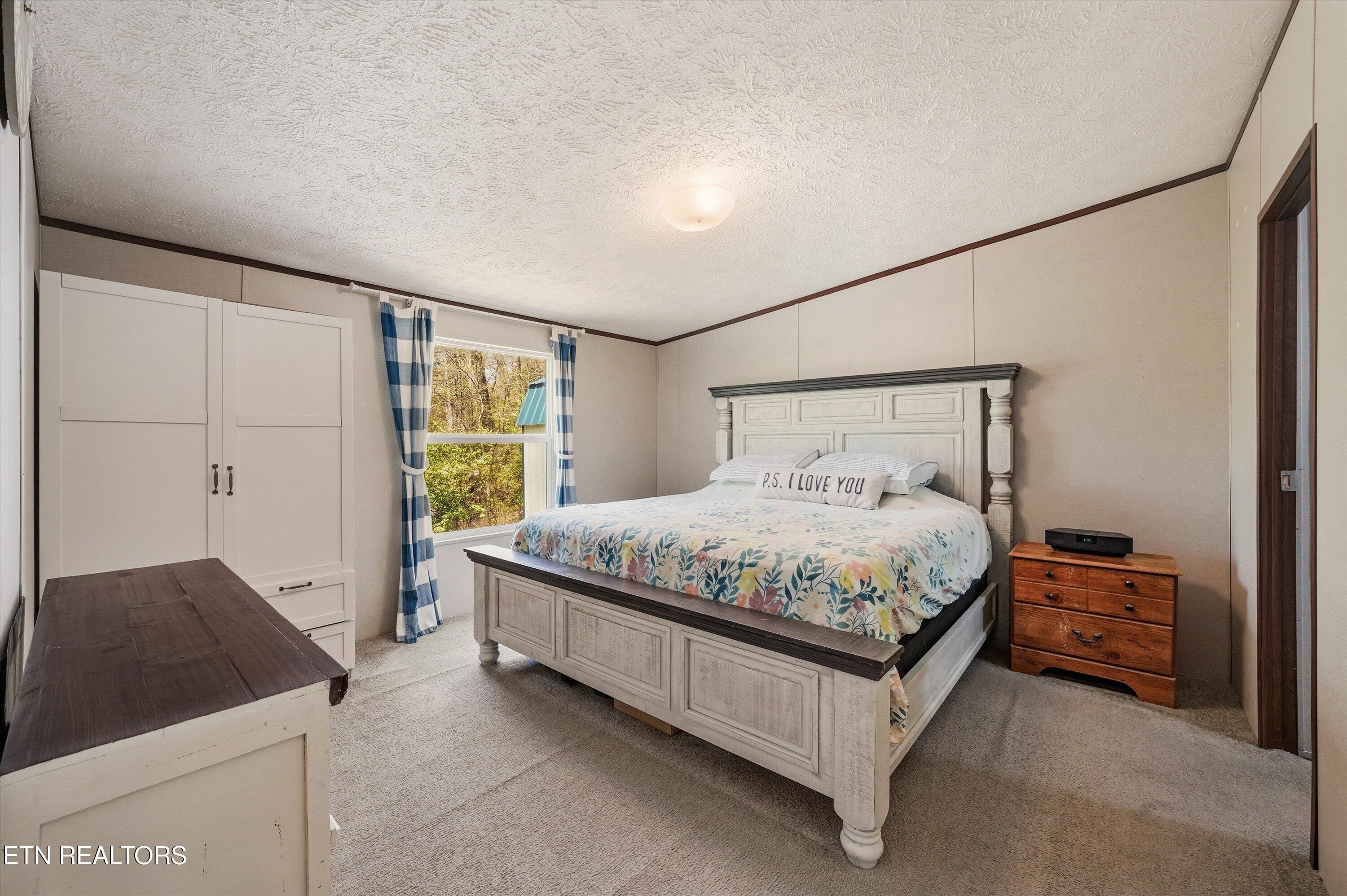 8360 Brickyard Road Powell TN 37849