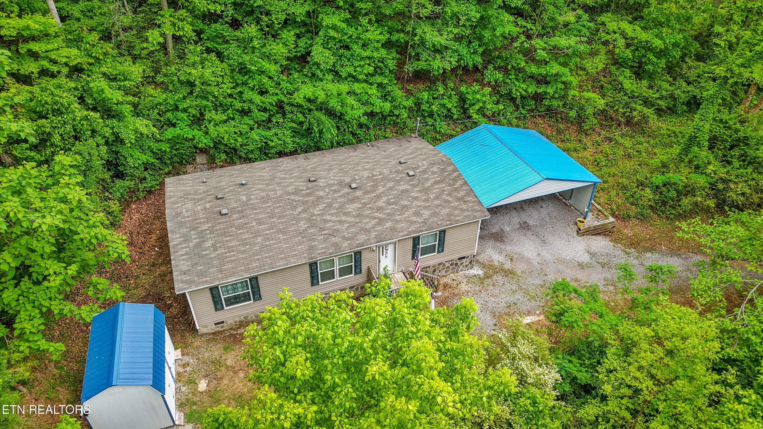 8360 Brickyard Road Powell TN 37849