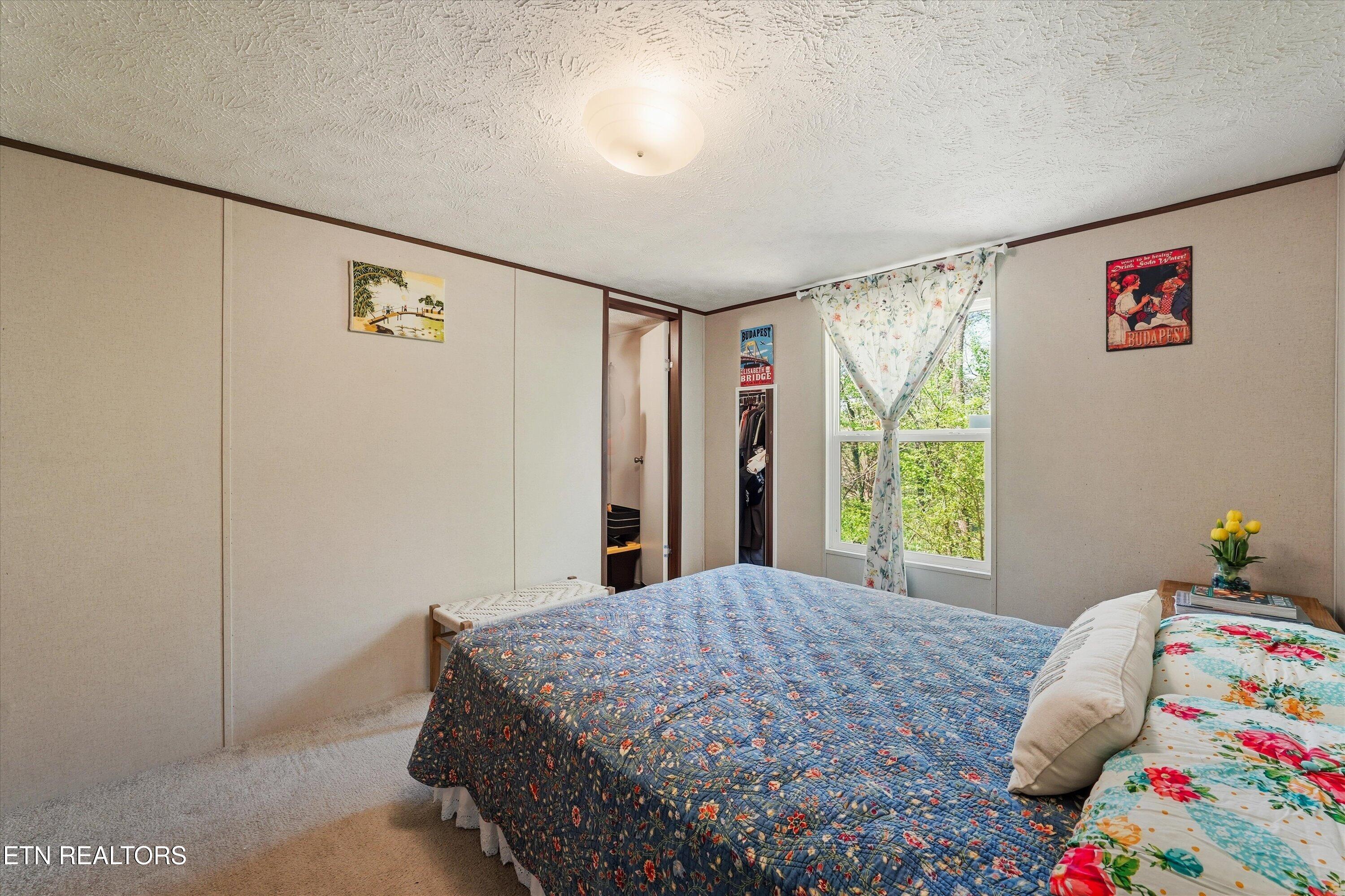 8360 Brickyard Road Powell TN 37849