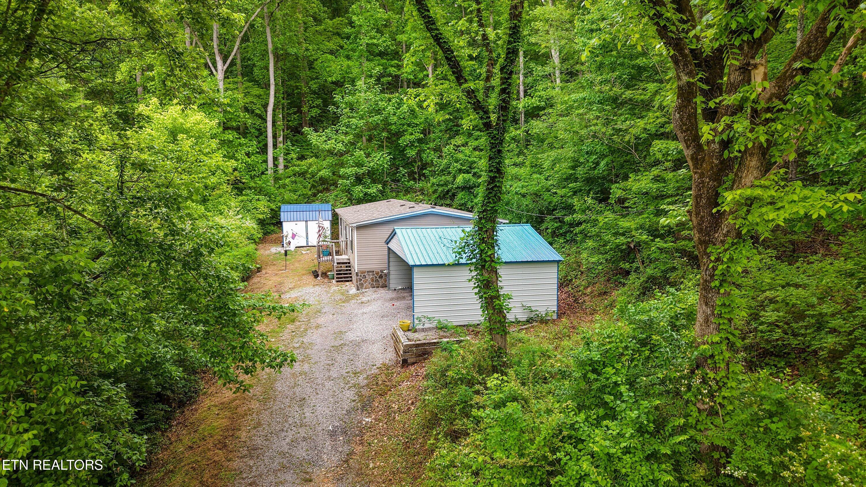 8360 Brickyard Road Powell TN 37849