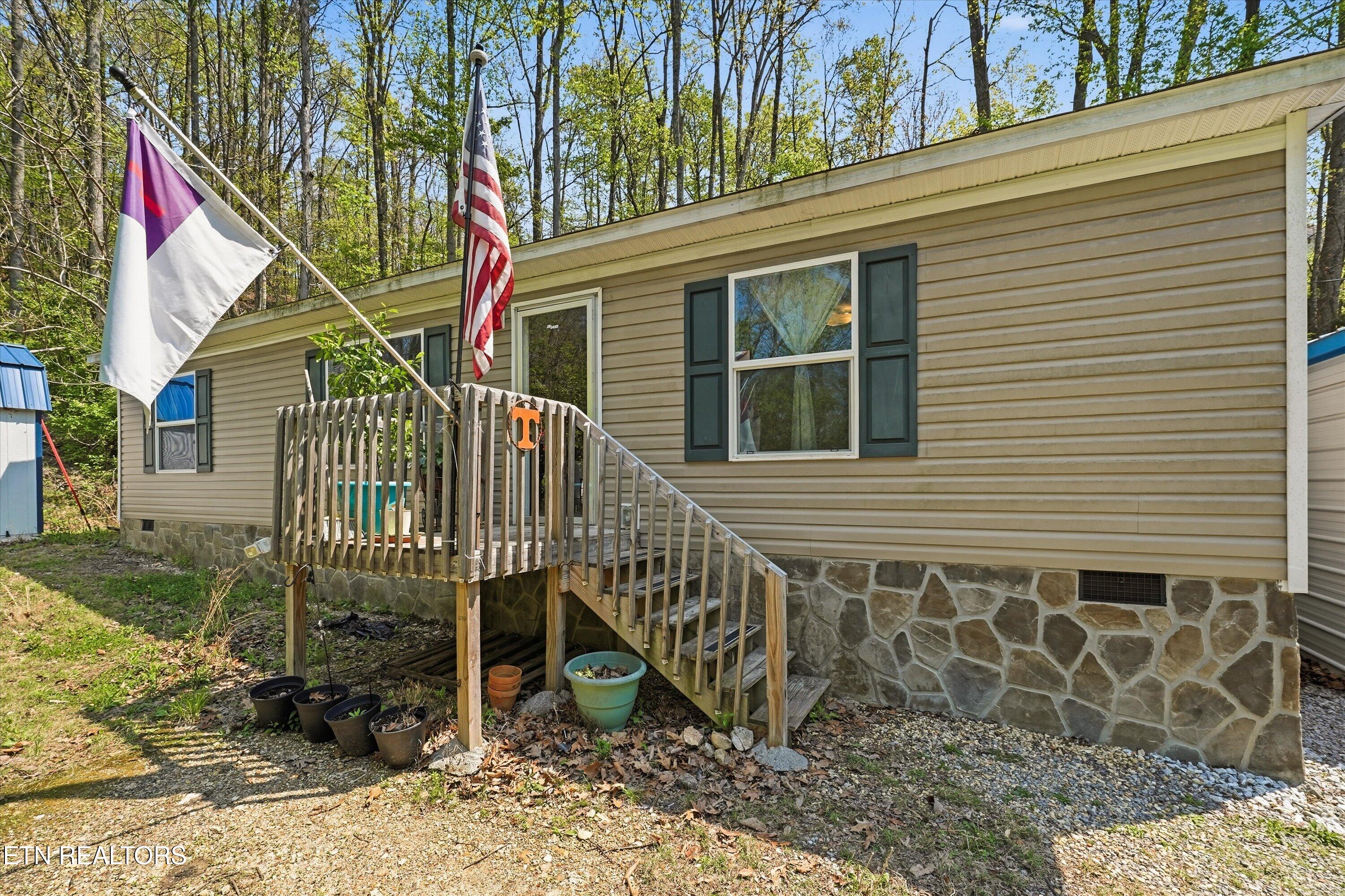 8360 Brickyard Road Powell TN 37849