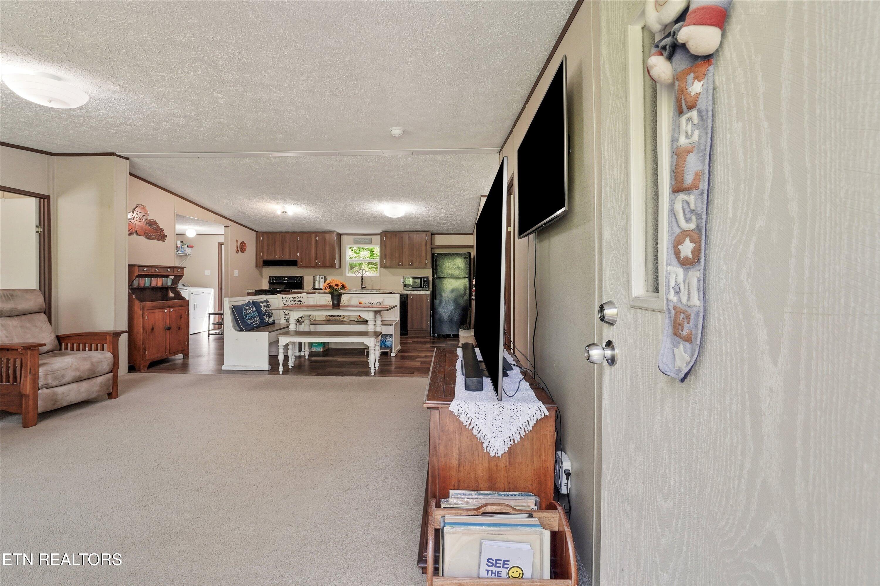 8360 Brickyard Road Powell TN 37849