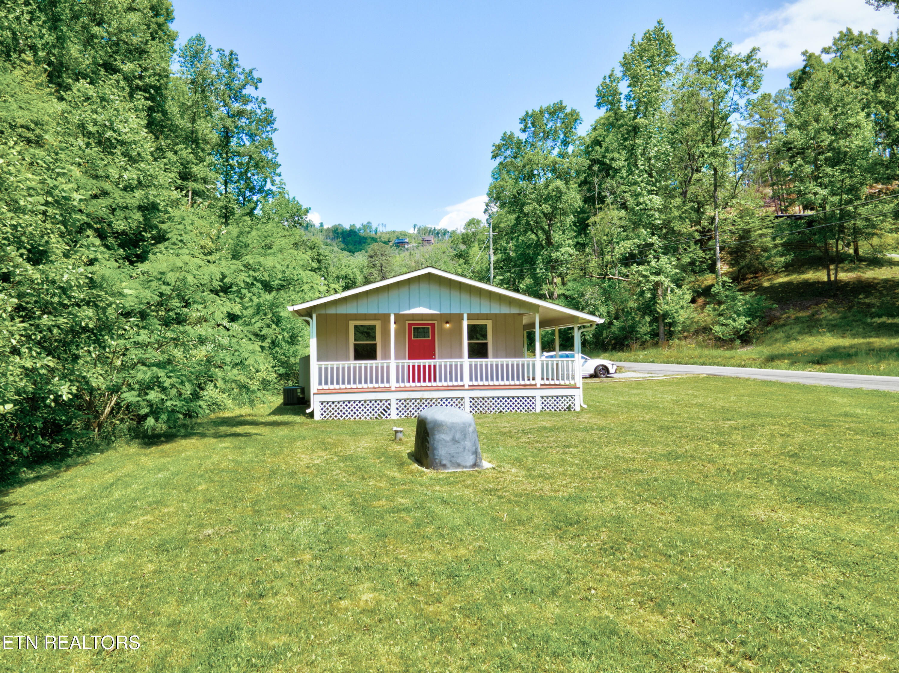 2920 Hatcher Mountain Road Sevierville TN 37862