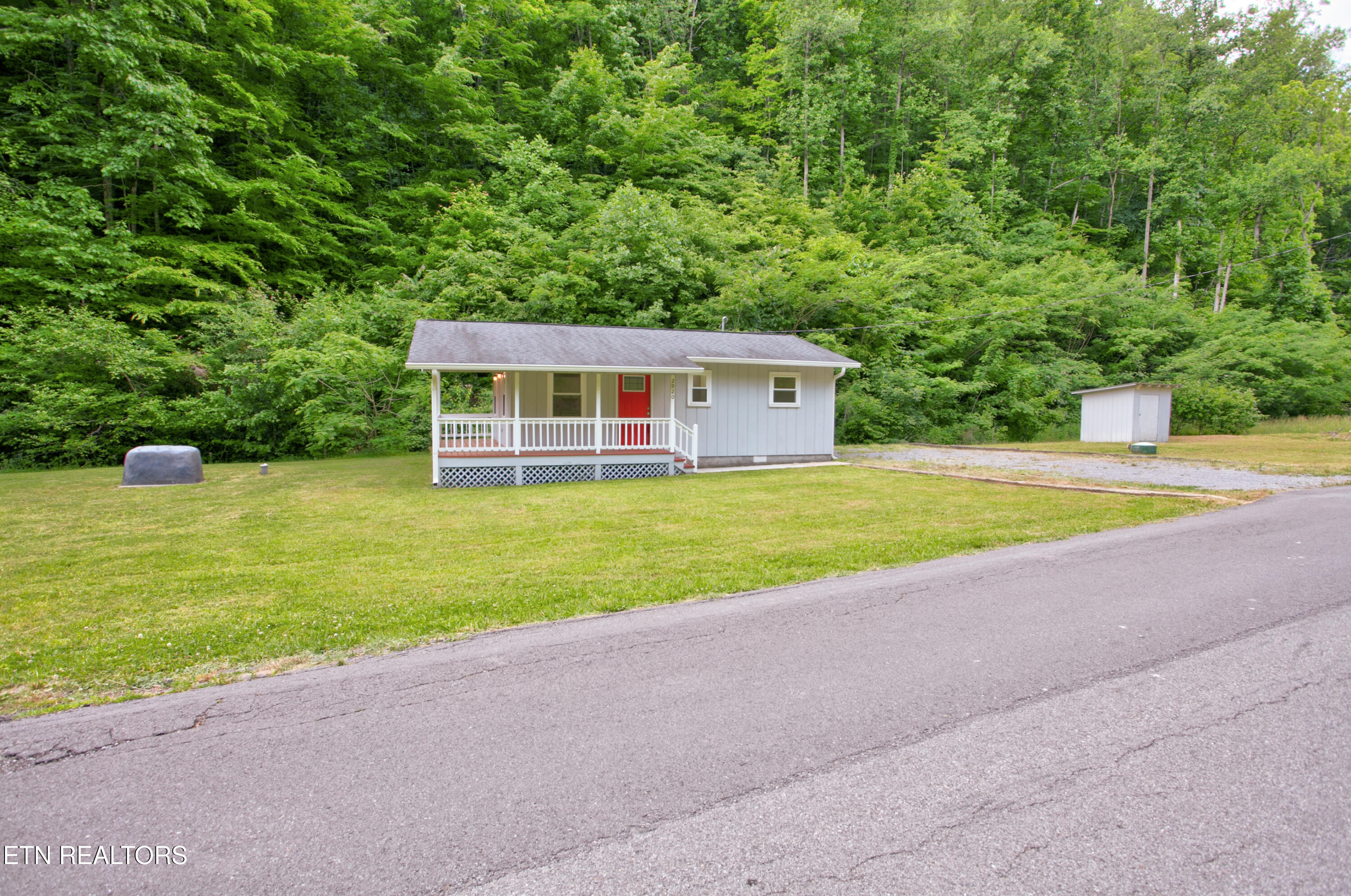 2920 Hatcher Mountain Road Sevierville TN 37862