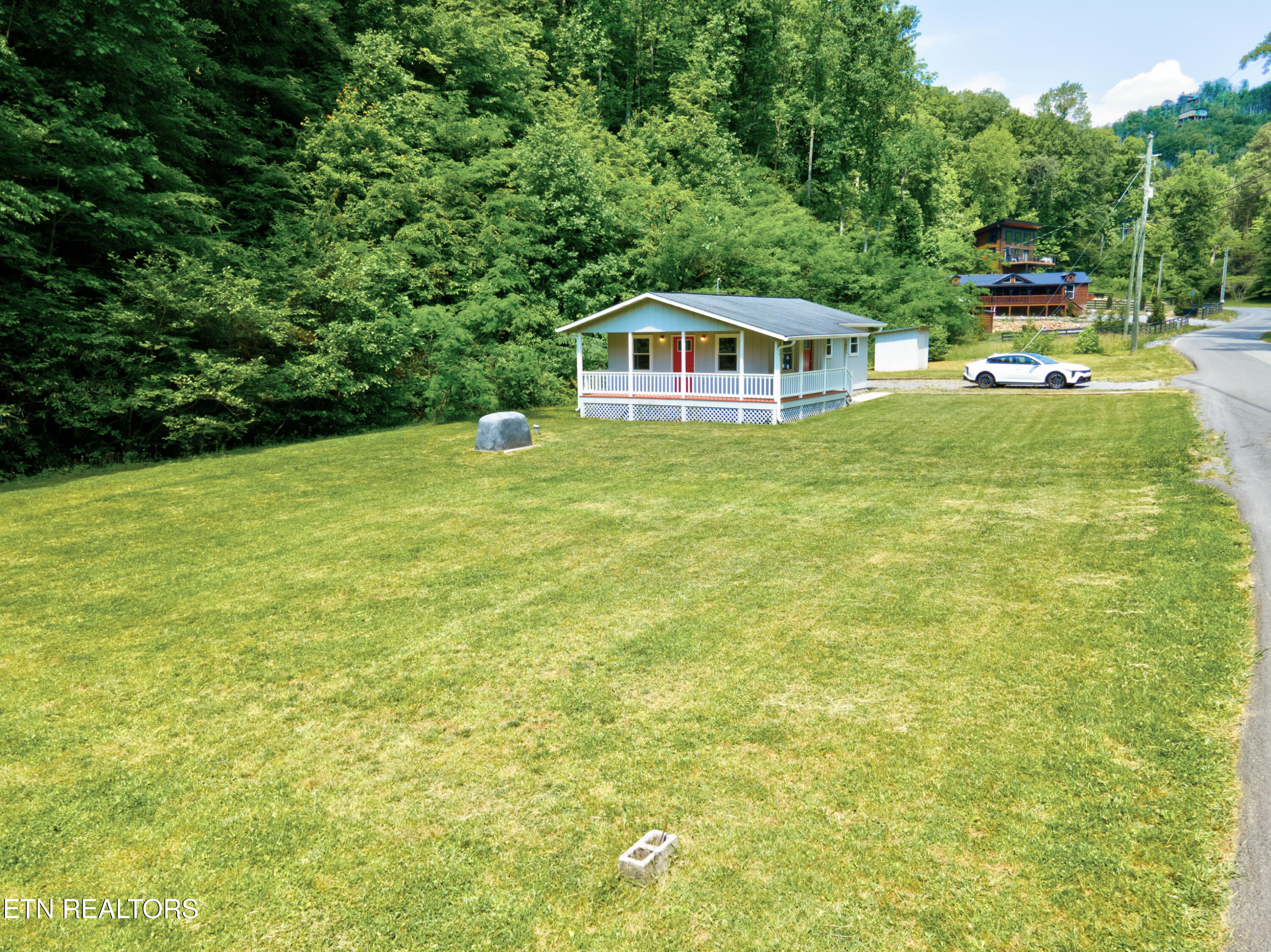 2920 Hatcher Mountain Road Sevierville TN 37862