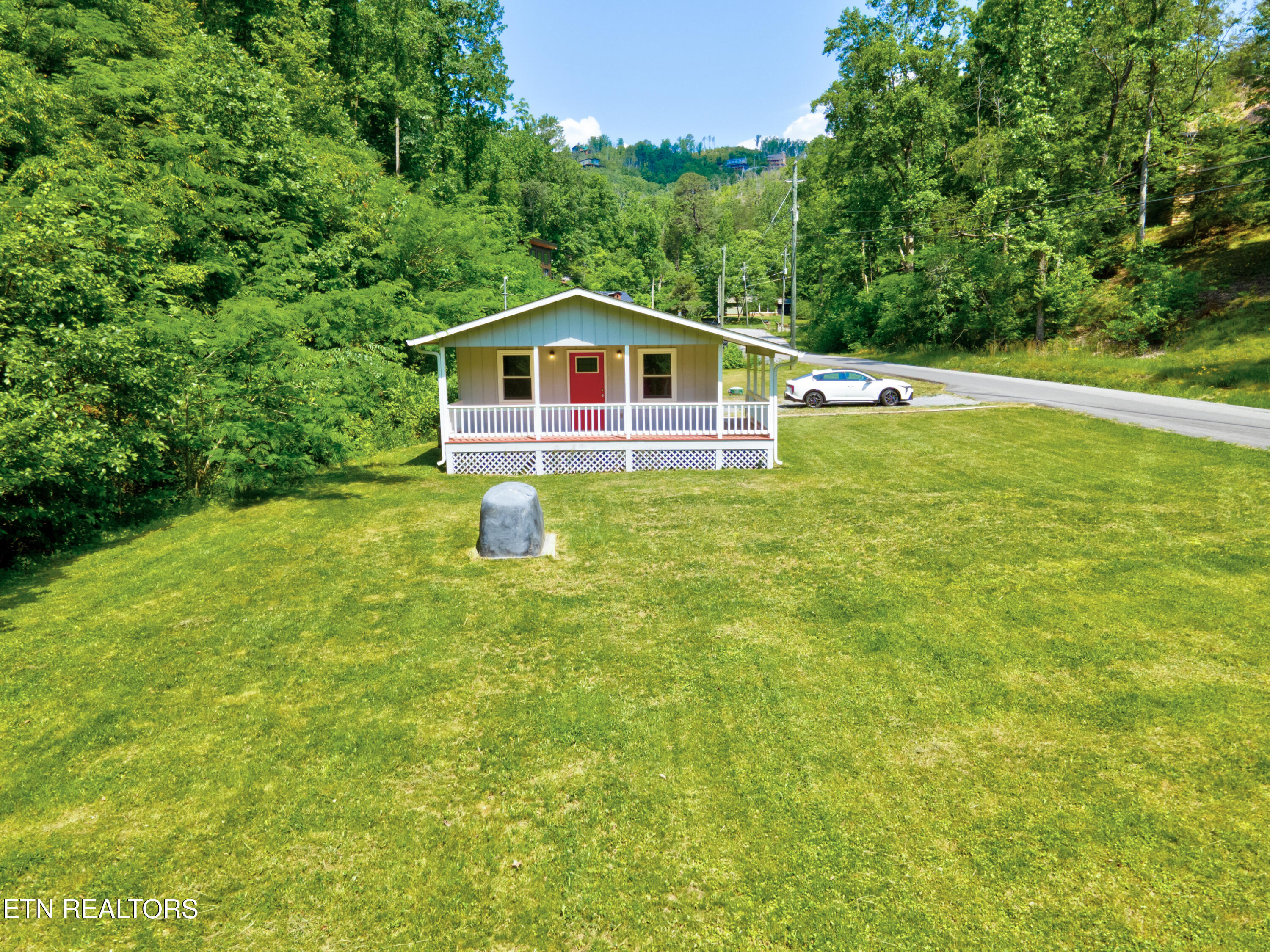 2920 Hatcher Mountain Road Sevierville TN 37862