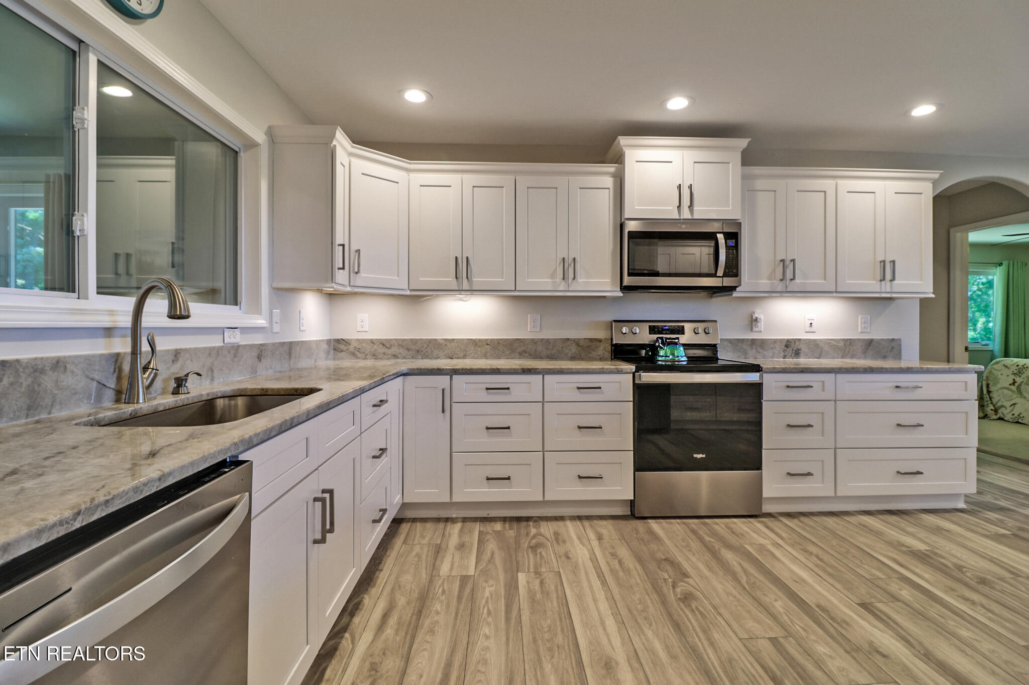 38 Markham Terrace Crossville TN 38558