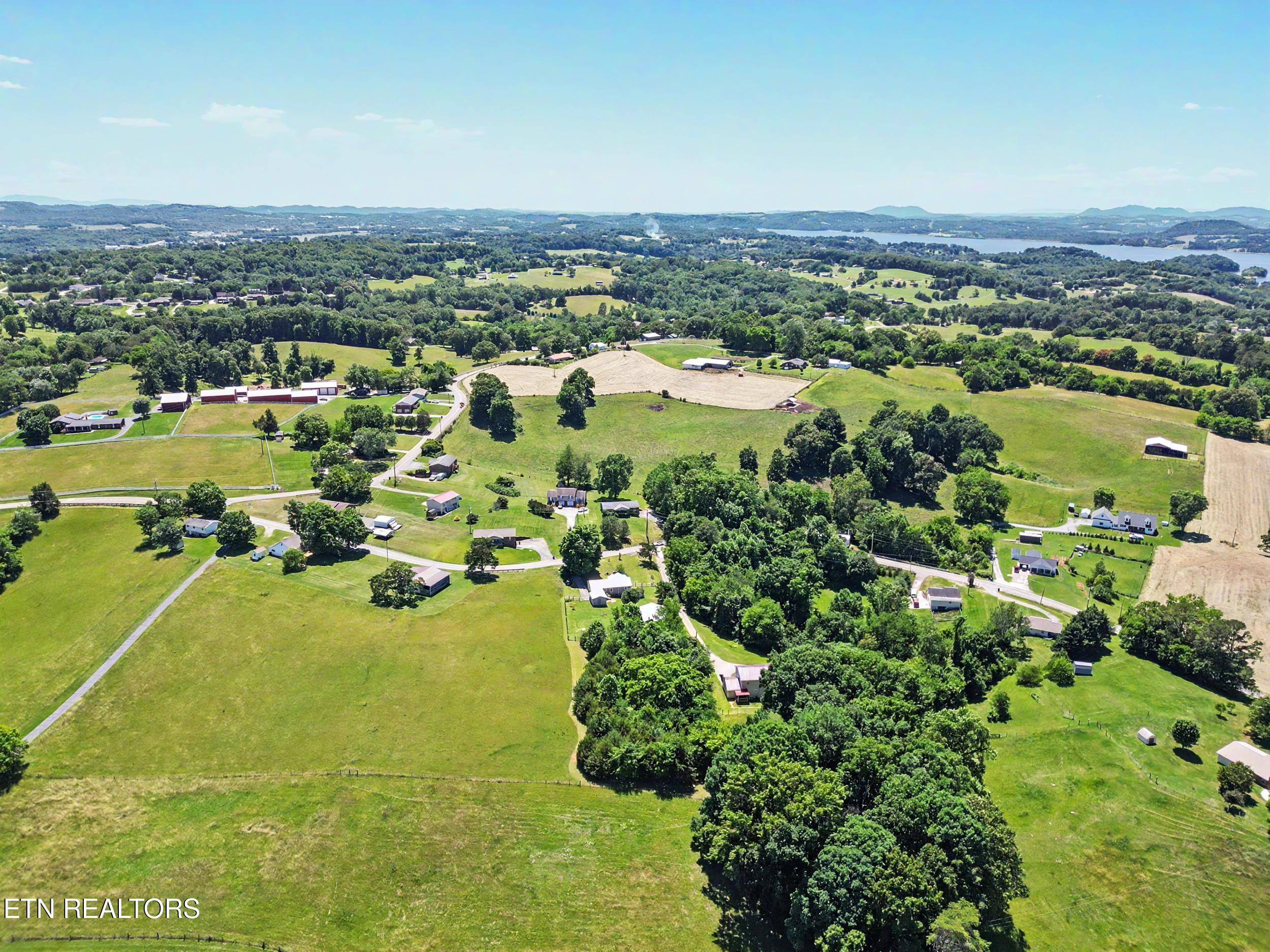 848 Lakeshore Road Talbott TN 37877
