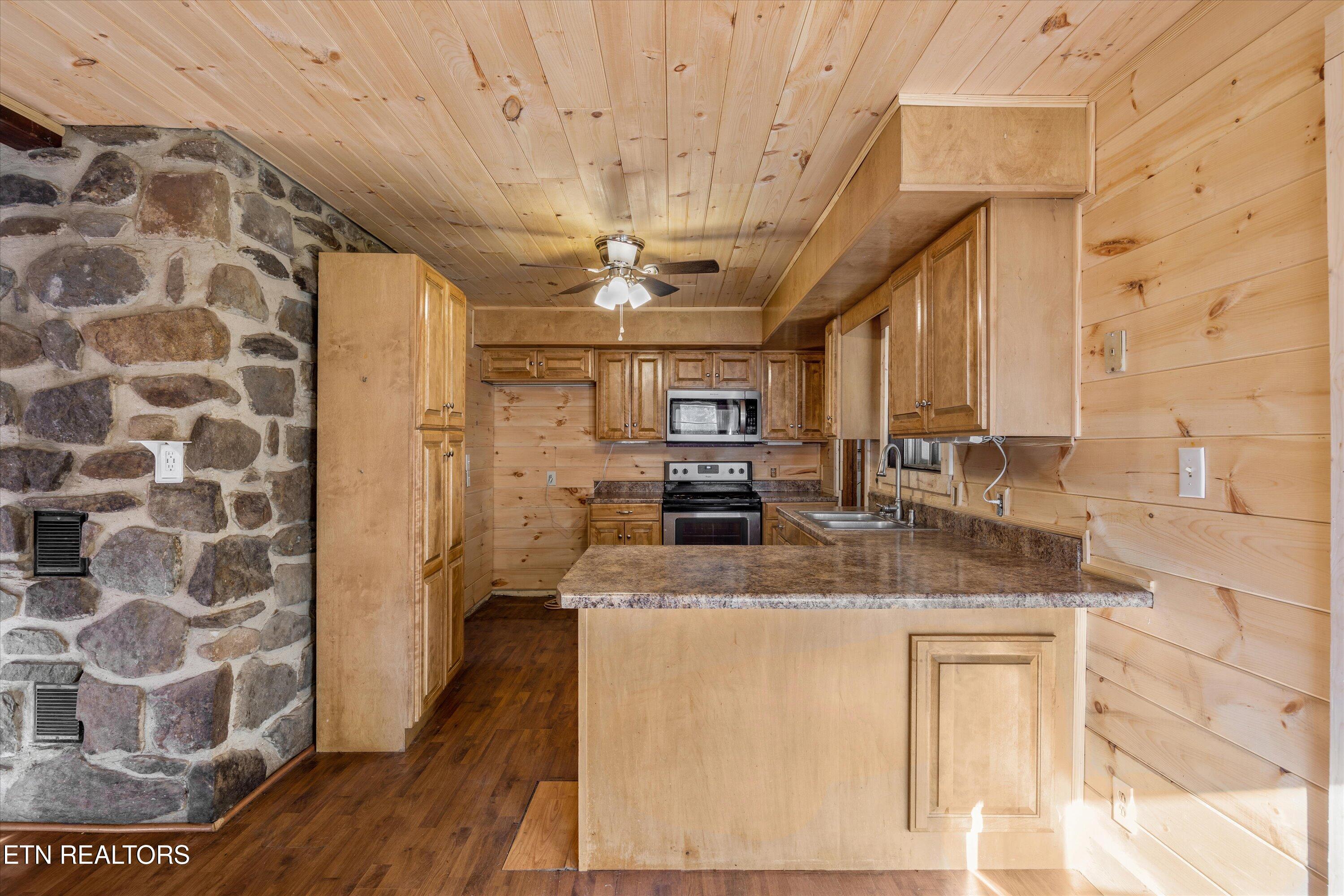 320 Caney Branch Road Tellico Plains TN 37385