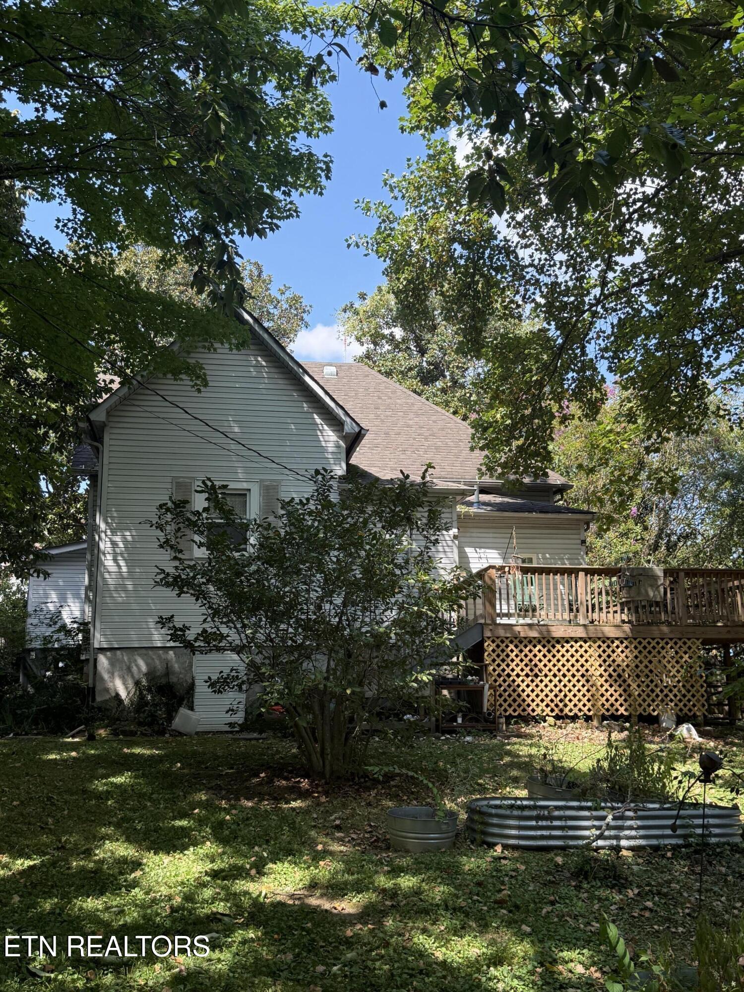 922 Chickamauga Avenue Knoxville TN 37917