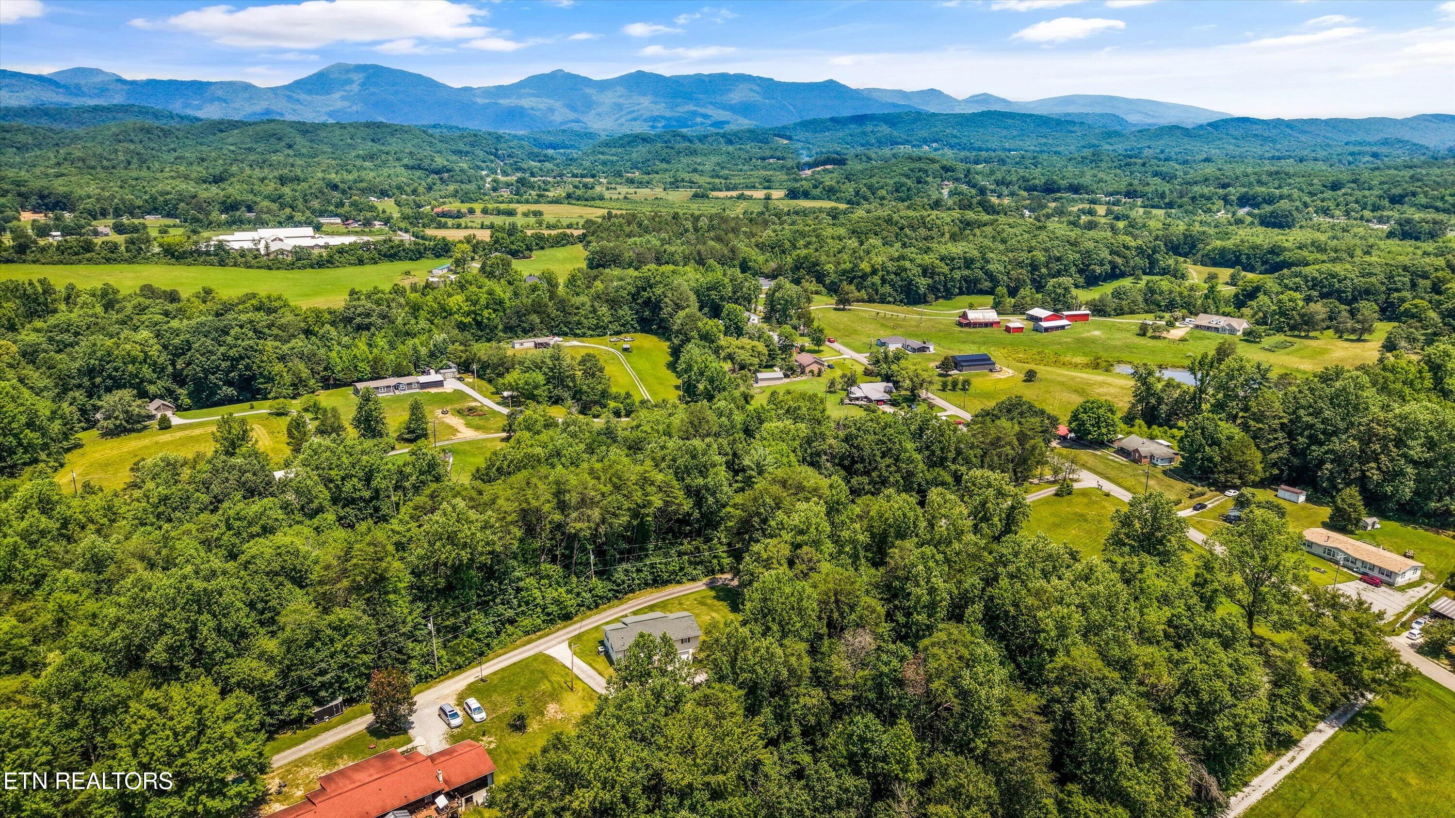 250 Ollis Road Oliver Springs TN 37840