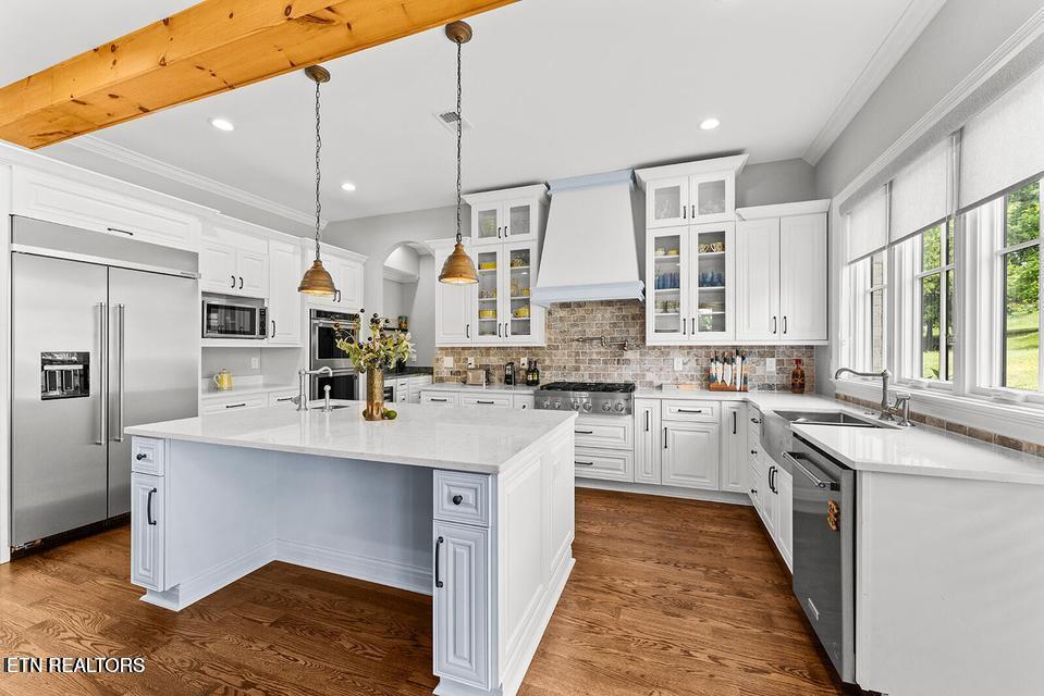 1730 Persimmon Ridge Loudon TN 37774