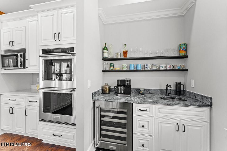 1730 Persimmon Ridge Loudon TN 37774