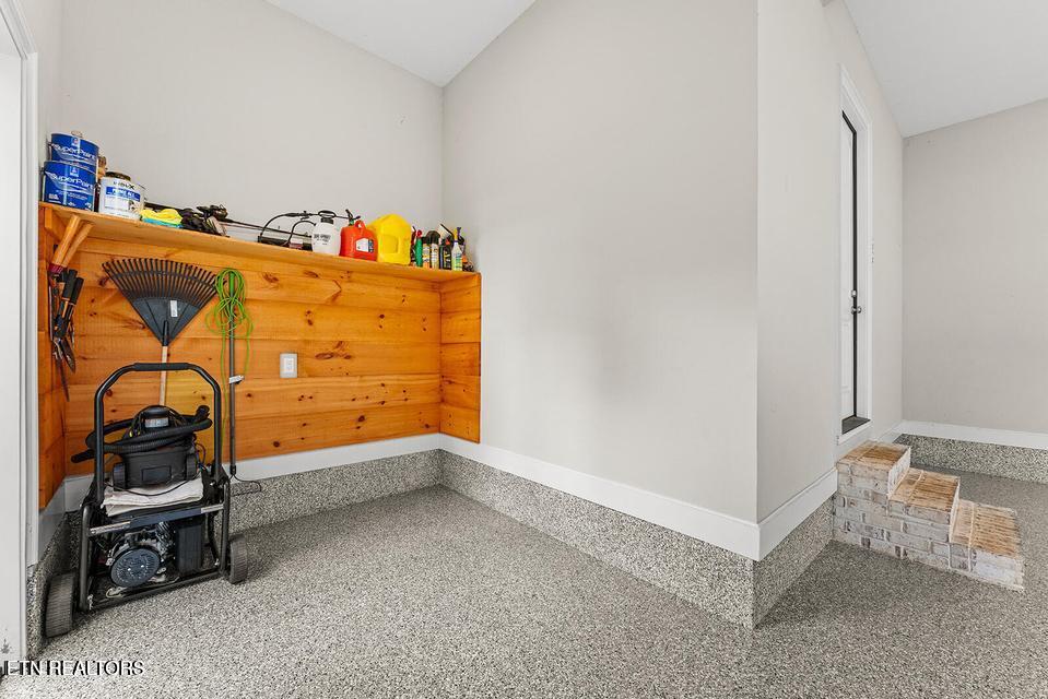 1730 Persimmon Ridge Loudon TN 37774