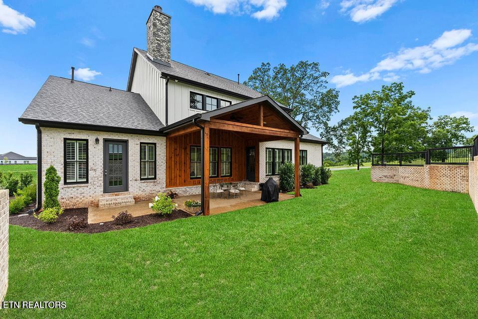1730 Persimmon Ridge Loudon TN 37774