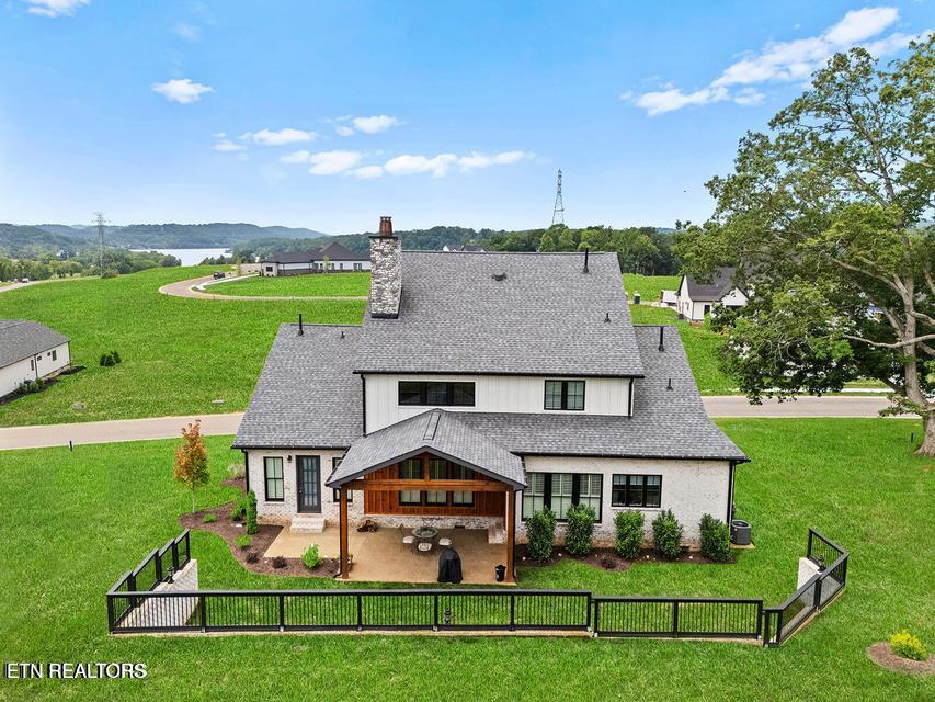 1730 Persimmon Ridge Loudon TN 37774