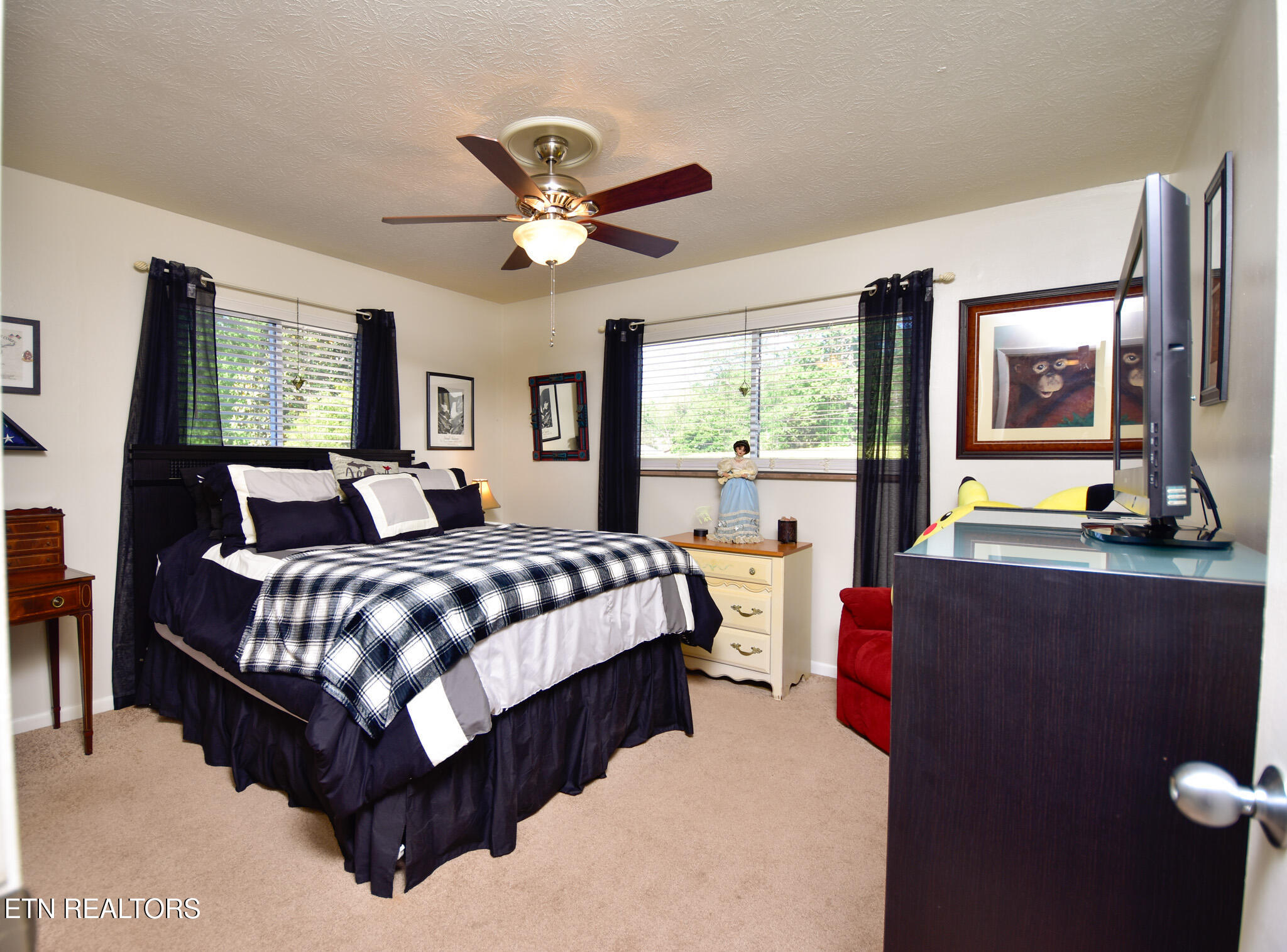 207 Lake Circle Harriman TN 37748