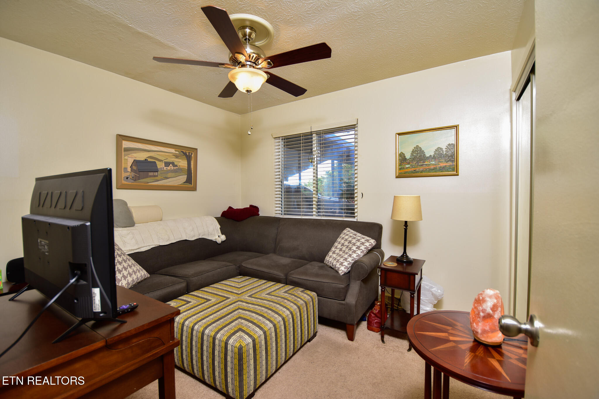 207 Lake Circle Harriman TN 37748