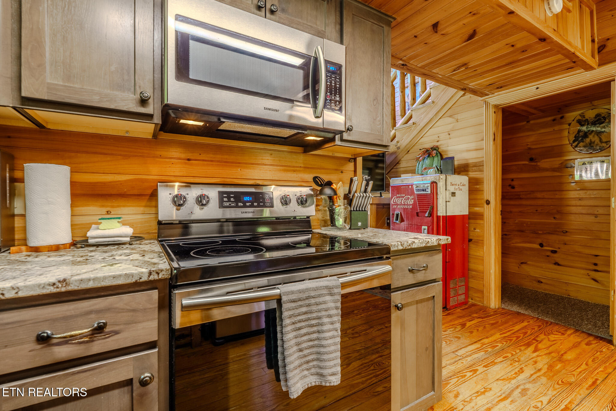 3127 Smoky Ridge Way Sevierville TN 37862