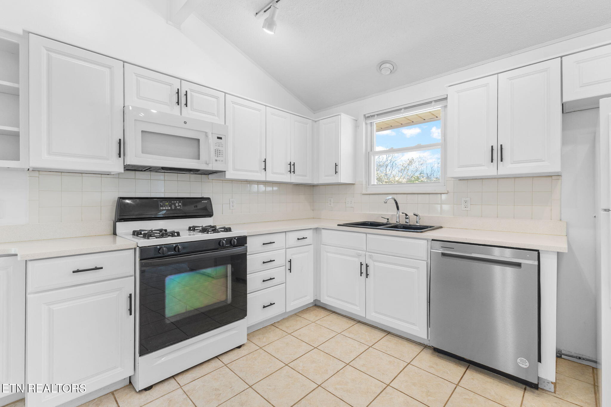 5413 Yosemite Trail Knoxville TN 37909