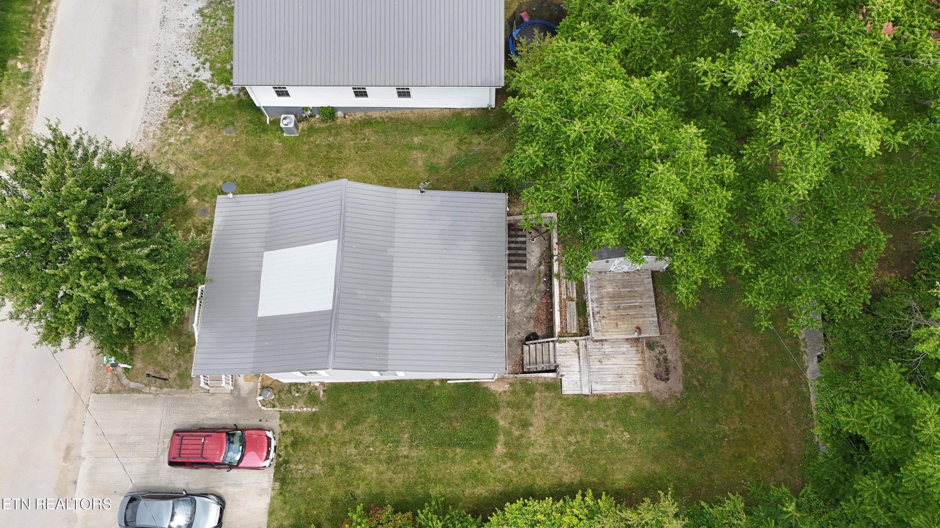 218 N Cross Street Oneida TN 37841