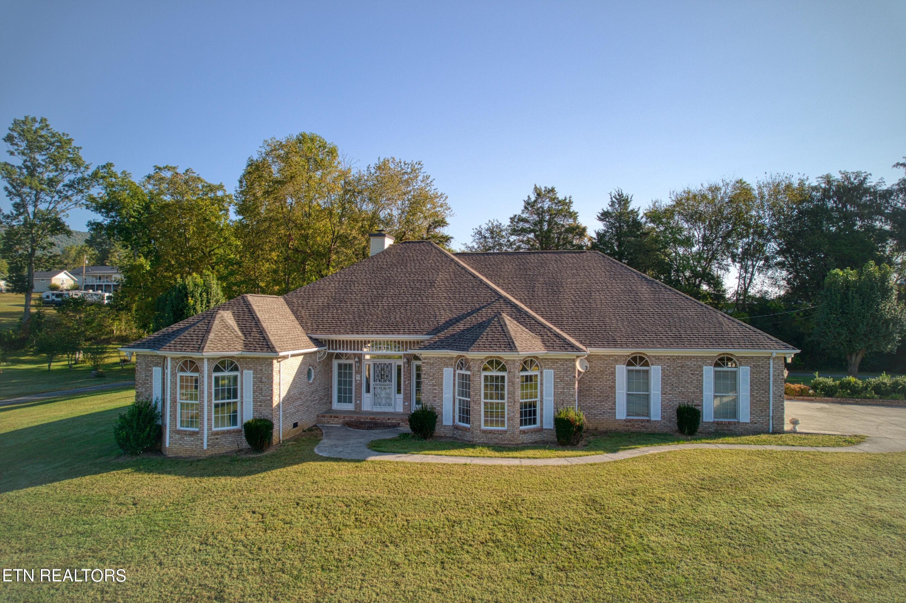 198 Elk Lake Lane Jacksboro TN 37757