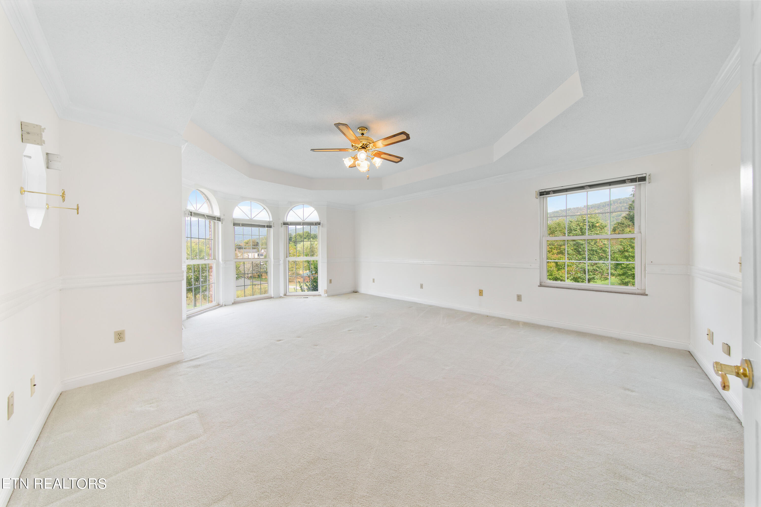 198 Elk Lake Lane Jacksboro TN 37757