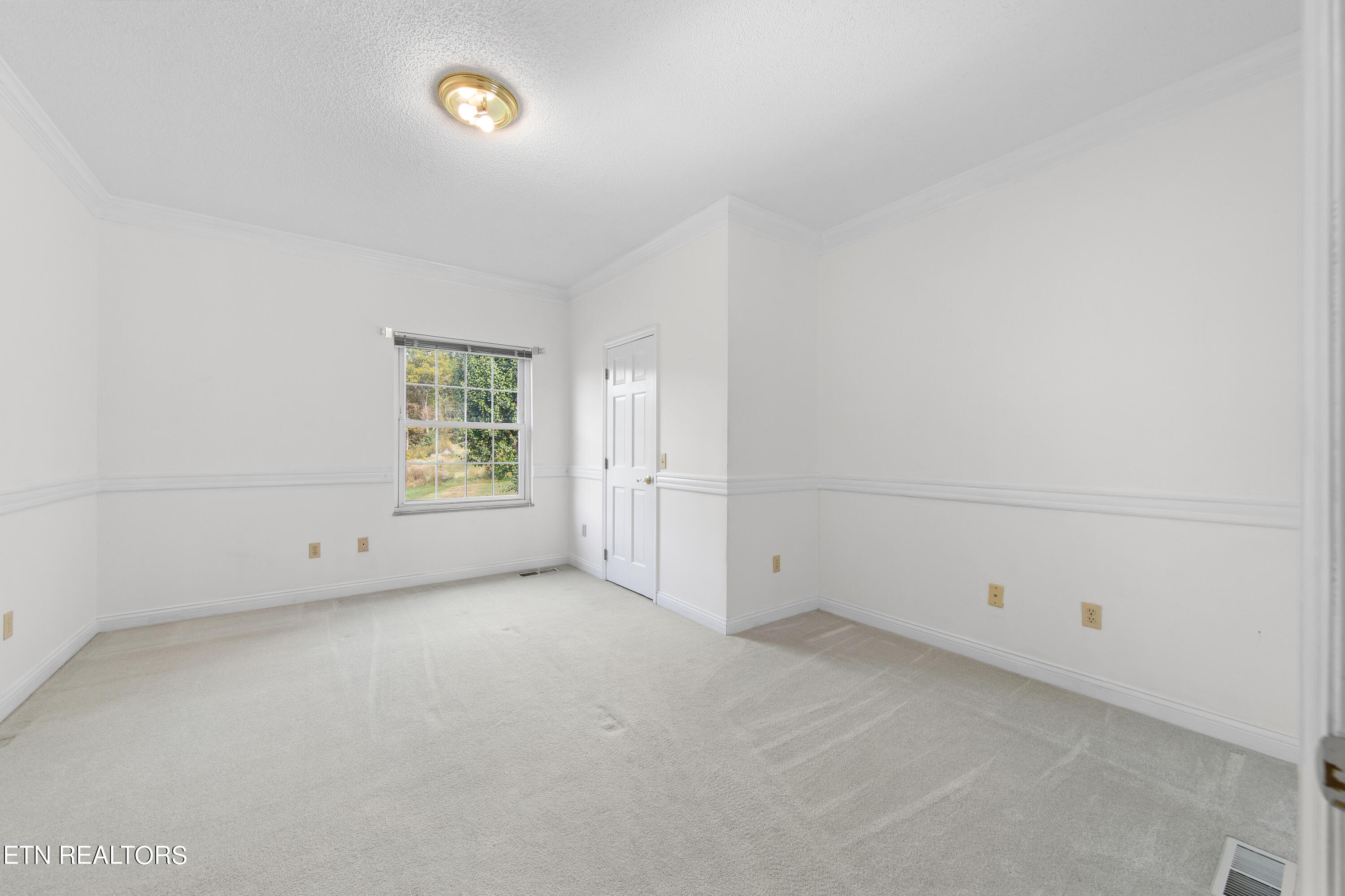198 Elk Lake Lane Jacksboro TN 37757