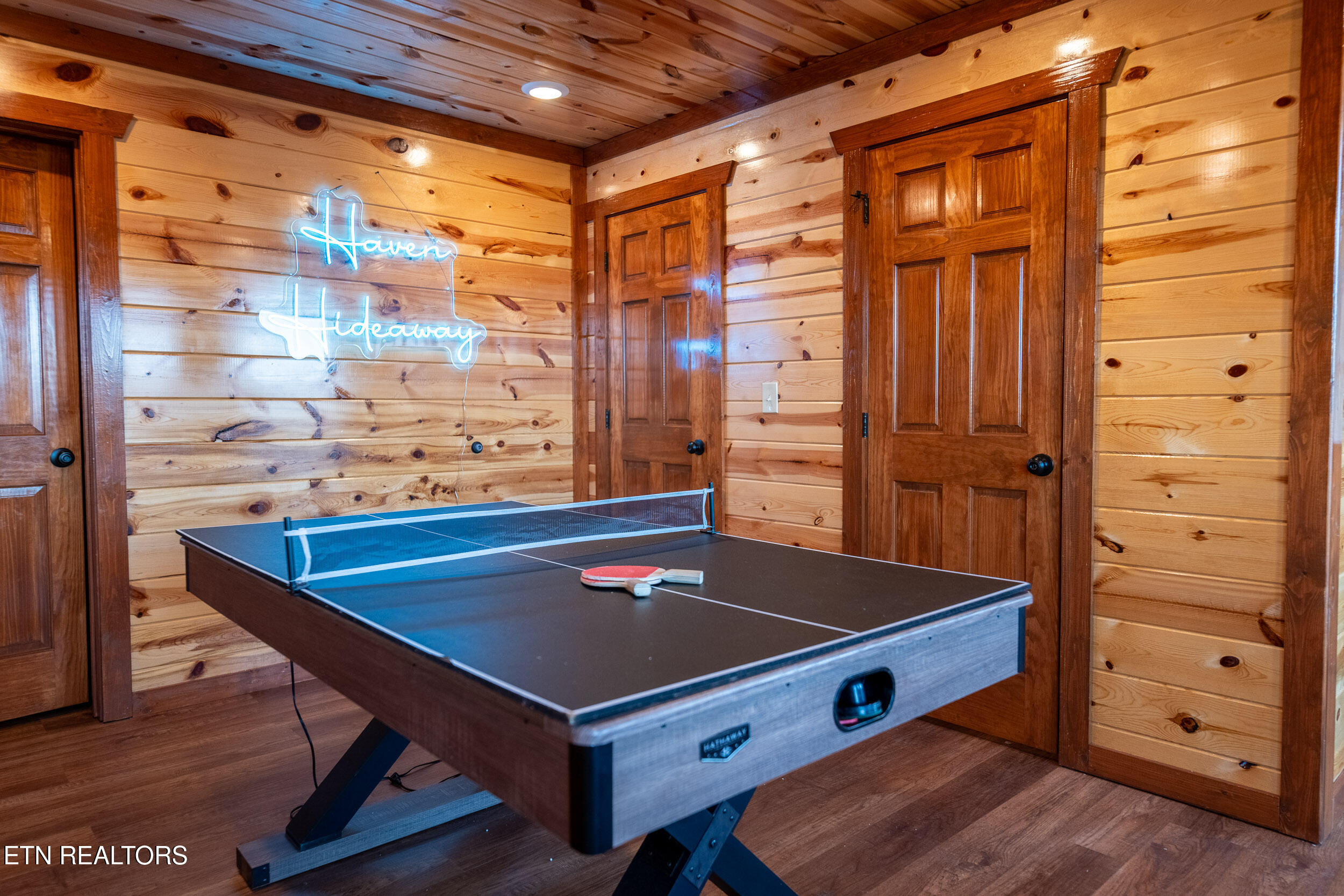 2445 Mountain Ridge Way Sevierville TN 37862
