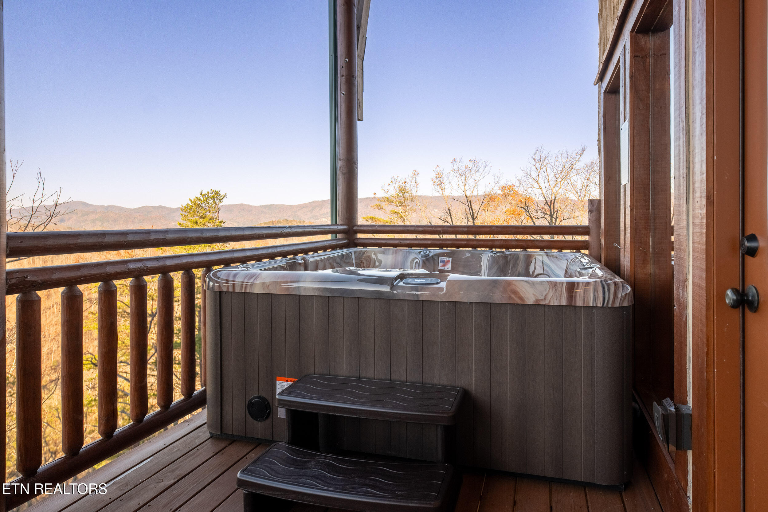 2445 Mountain Ridge Way Sevierville TN 37862