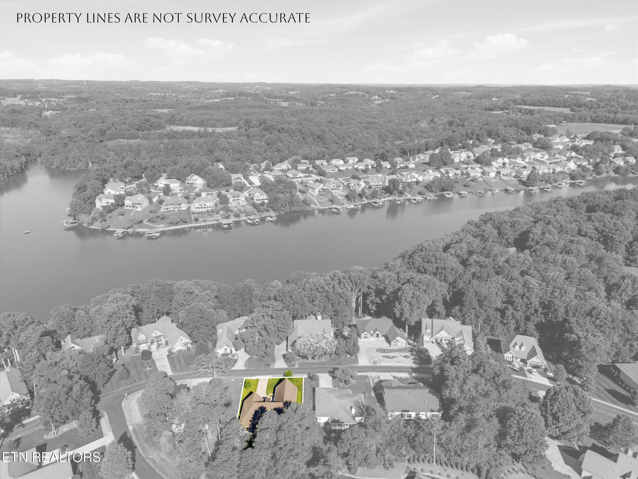 192 Amohi Way Loudon TN 37774
