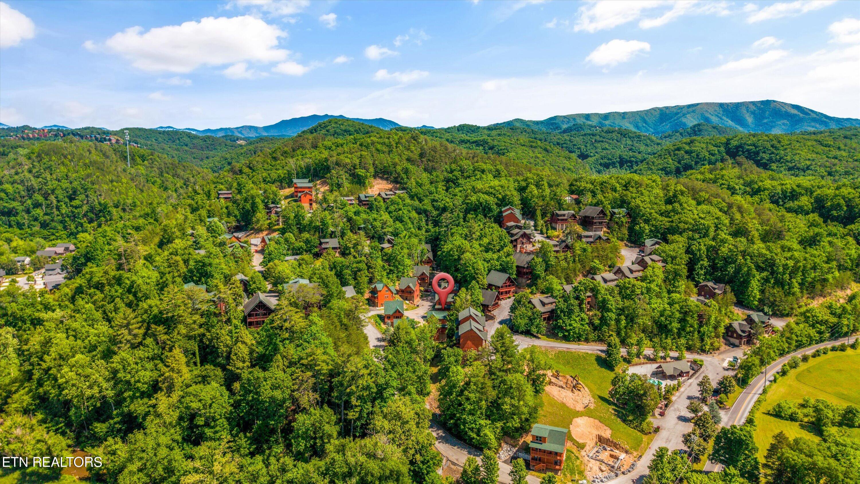 2108 Valley Creek Way Pigeon Forge TN 37862