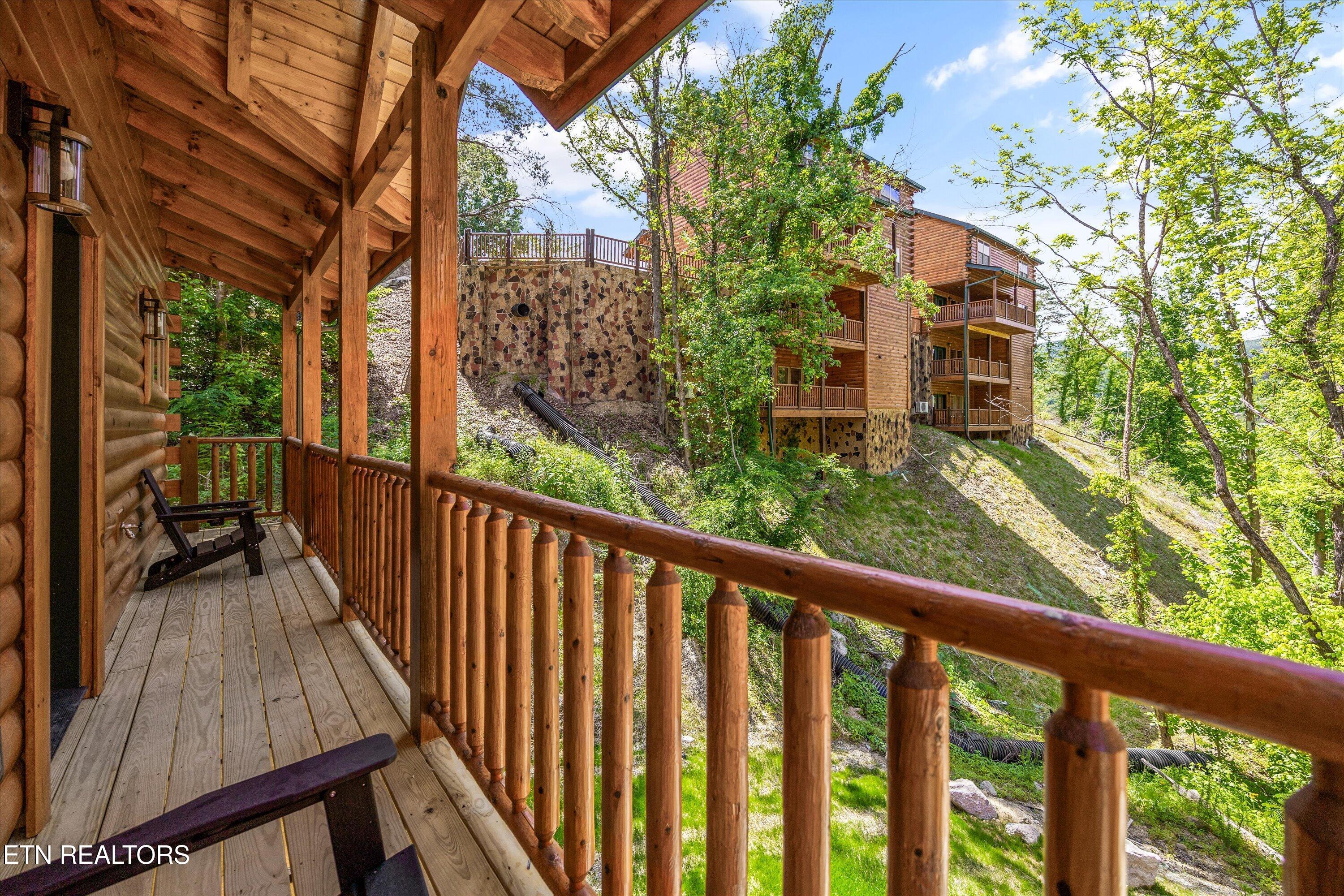 2108 Valley Creek Way Pigeon Forge TN 37862