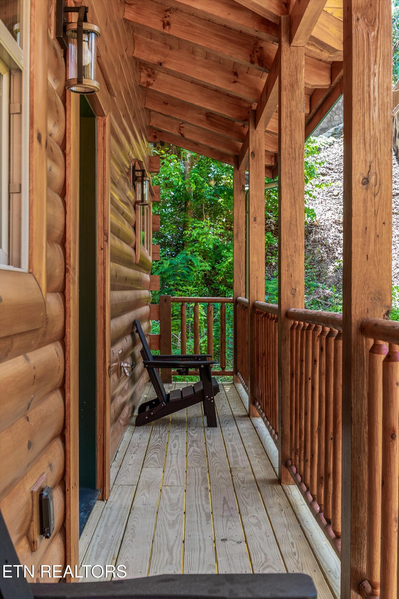 2108 Valley Creek Way Pigeon Forge TN 37862