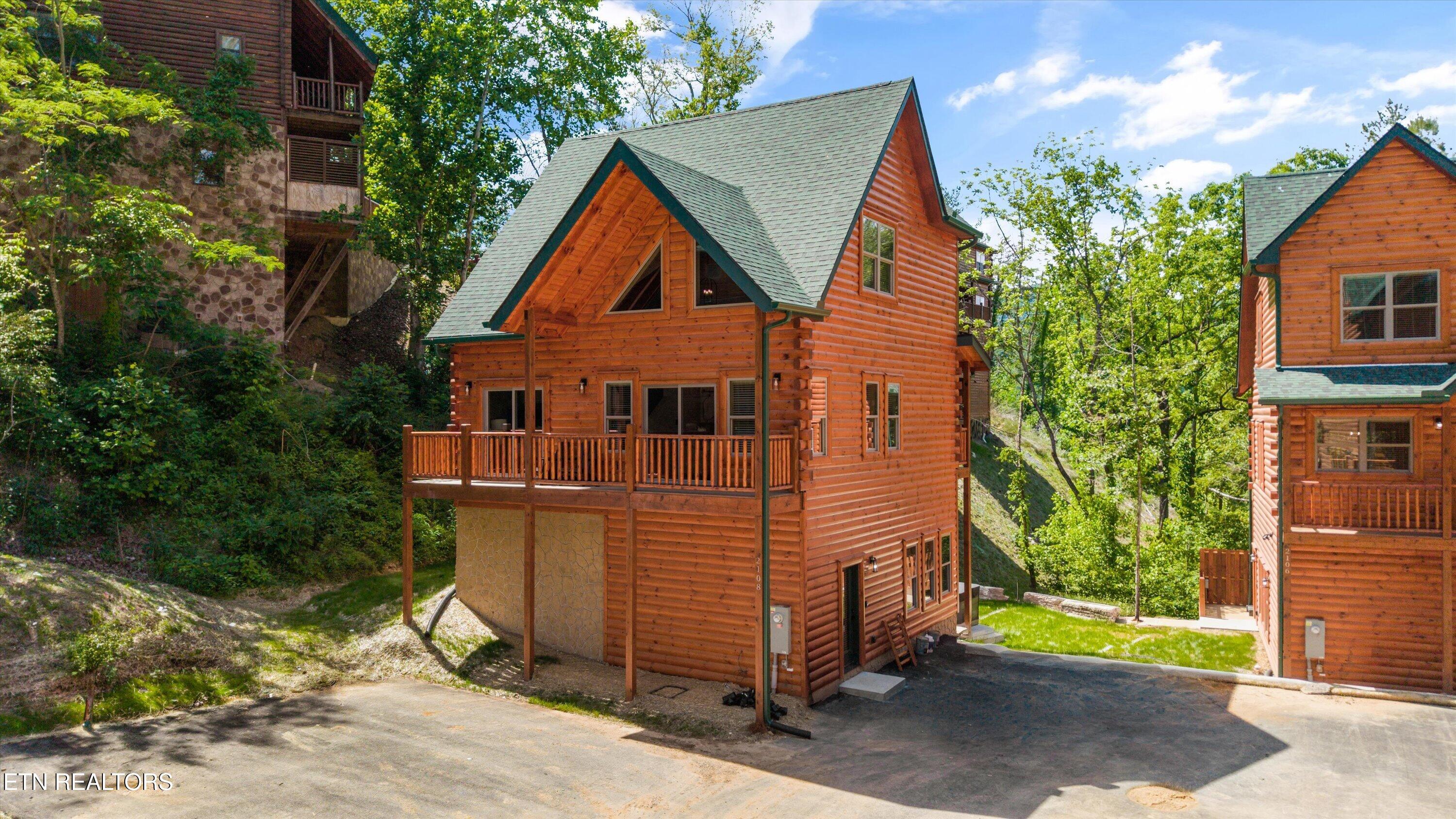 2108 Valley Creek Way Pigeon Forge TN 37862