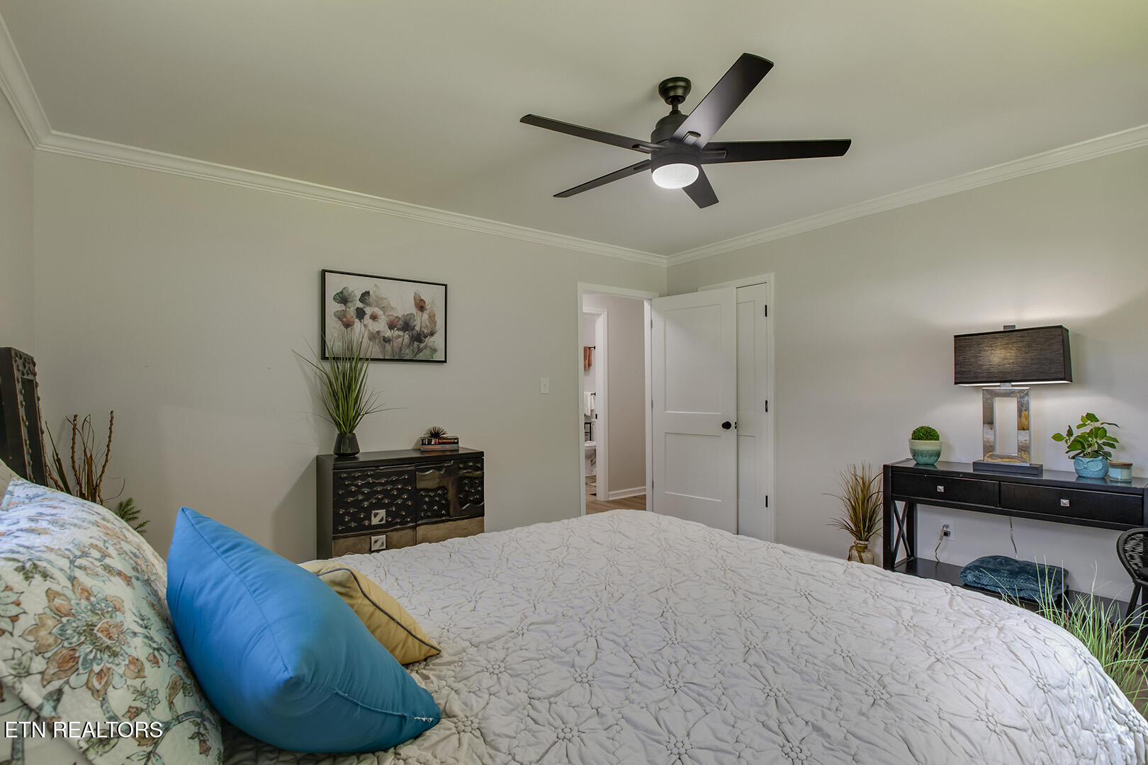 1316 Margaret Lane Knoxville TN 37920