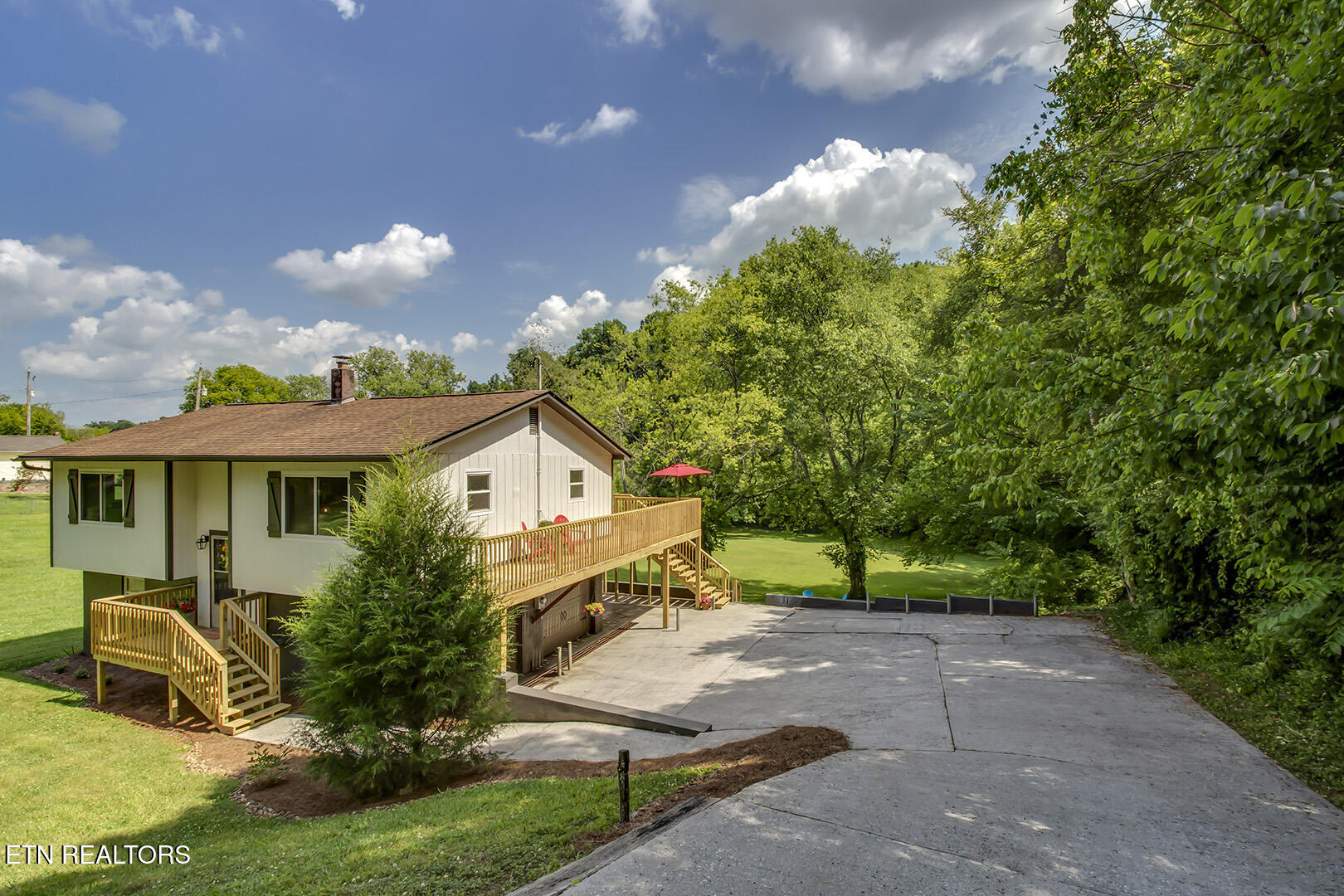 1316 Margaret Lane Knoxville TN 37920