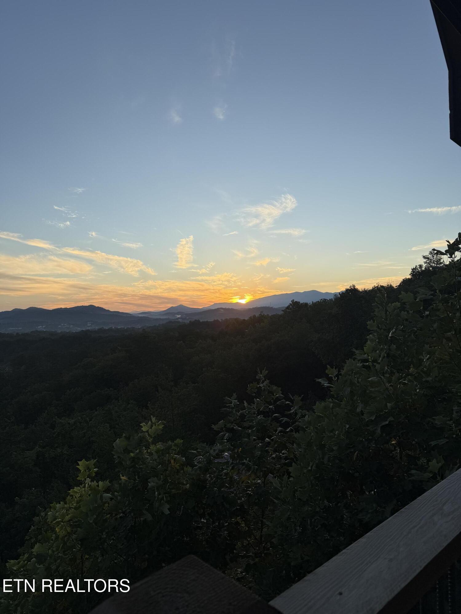3321 Pine Peak Way Sevierville TN 37862