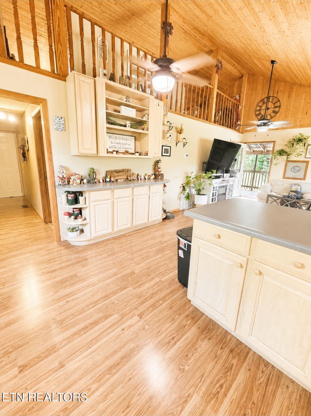 395 Cunningham Road Tazewell TN 37879