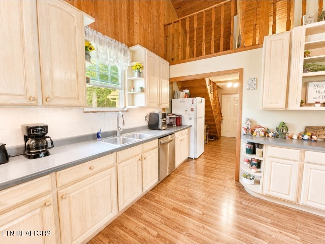 395 Cunningham Road Tazewell TN 37879