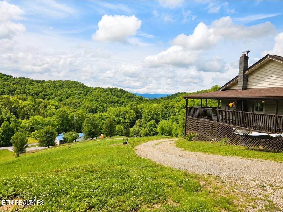 395 Cunningham Road Tazewell TN 37879