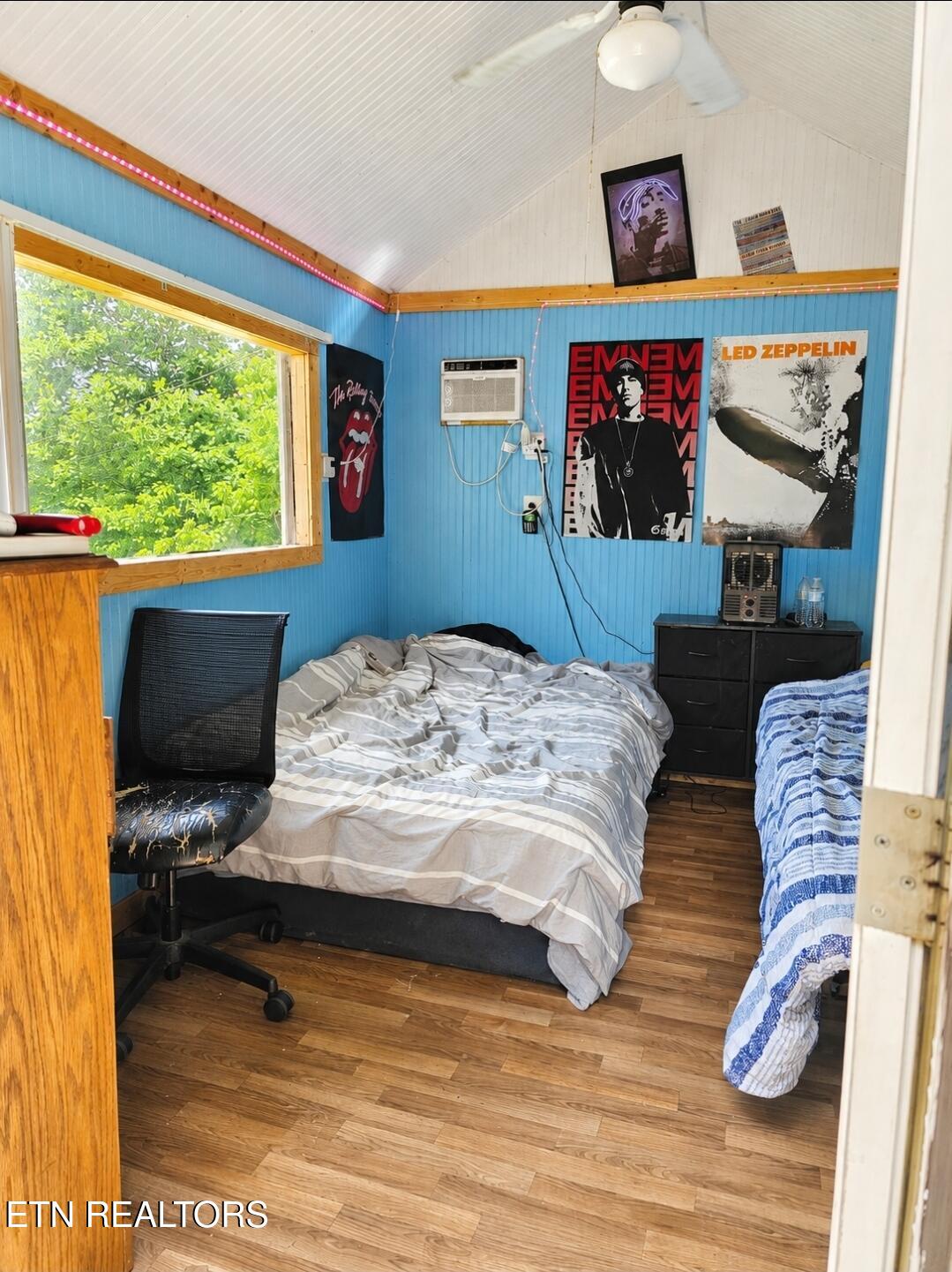 395 Cunningham Road Tazewell TN 37879
