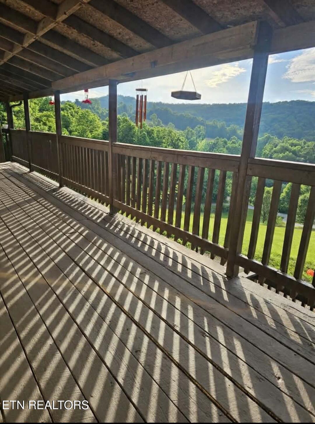 395 Cunningham Road Tazewell TN 37879