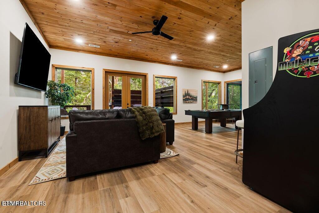 1870 Mountain Ash Way Sevierville TN 37876