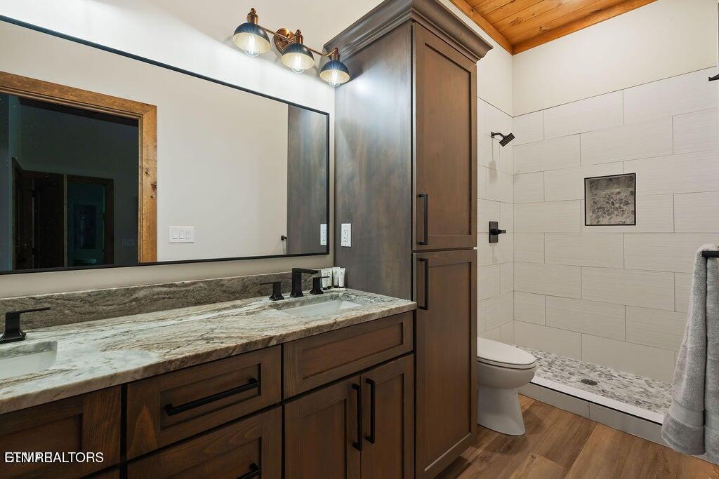 1870 Mountain Ash Way Sevierville TN 37876