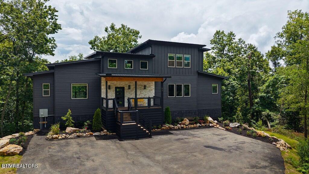 1870 Mountain Ash Way Sevierville TN 37876