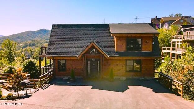 710 Village Loop Road Gatlinburg TN 37738