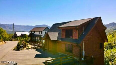 710 Village Loop Road Gatlinburg TN 37738