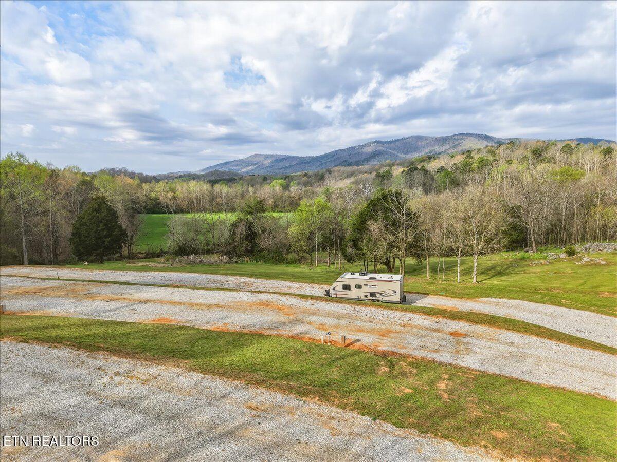 1805 Mecca Pike Tellico Plains TN 37385